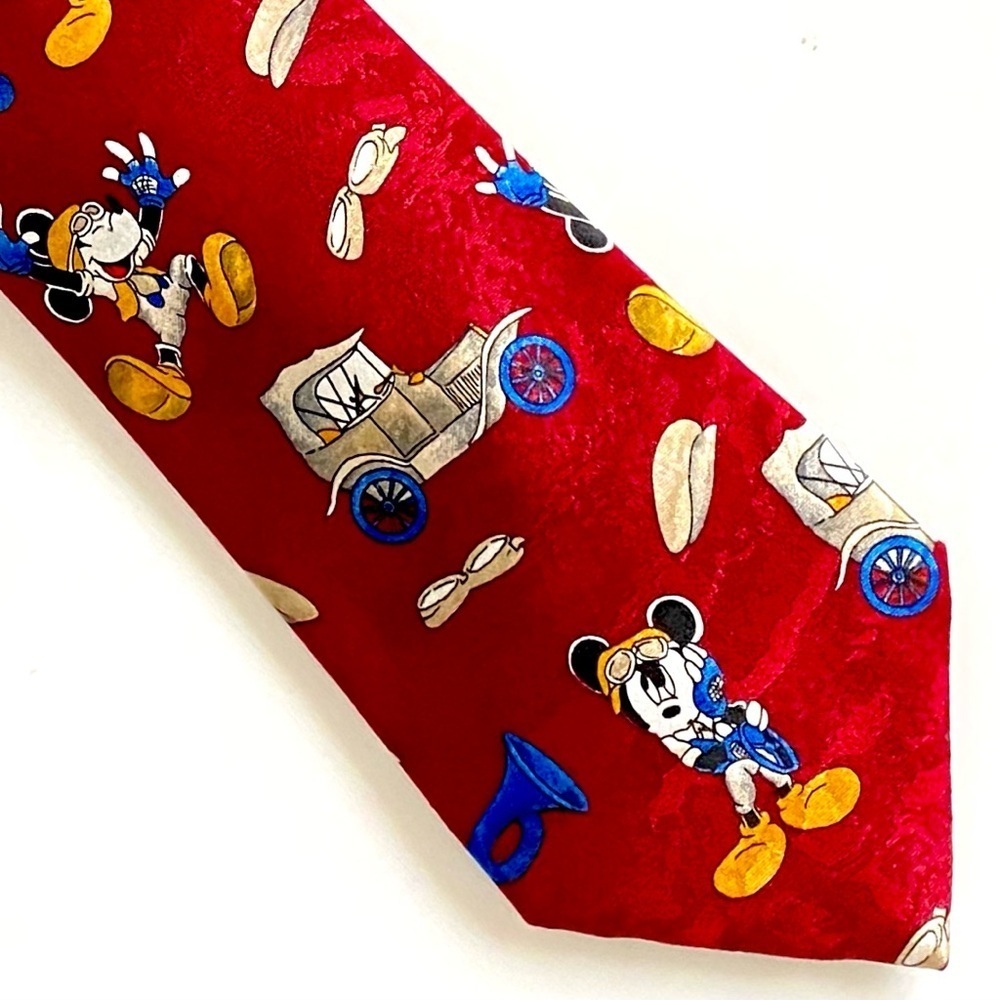 Vintage Disney Mickey Unlimited Men's Red Neck Tie Made In Italy Mickey Mouse